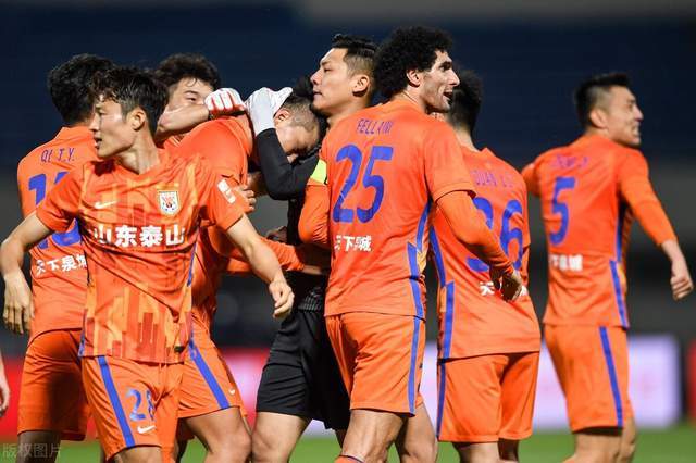 开云-伤停补时追平，主队艰难救下一分(伤停补时最多进几个球)